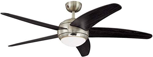 Ventilador de techo Westinghouse Lighting Bendan 72557 de 132 cm con luz única y cinco aspas, acabado en cromo satinado con cristal opalino esmerilado [clase energética G]