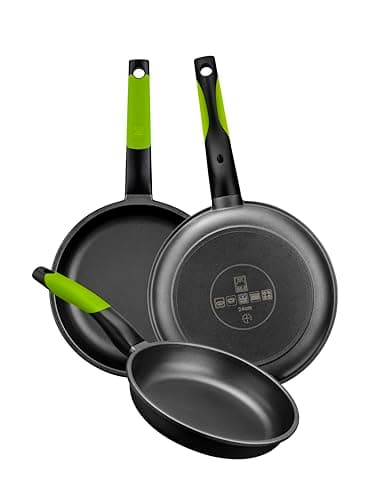 BRA Prior - Set de 3 Sartenes, Aluminio Fundido Antiadherente, Incluye Dos Salvamanteles Safe Verdes, Aptas para Todo Tipo de Cocinas Incluida Inducción, 18-22-26 cm
